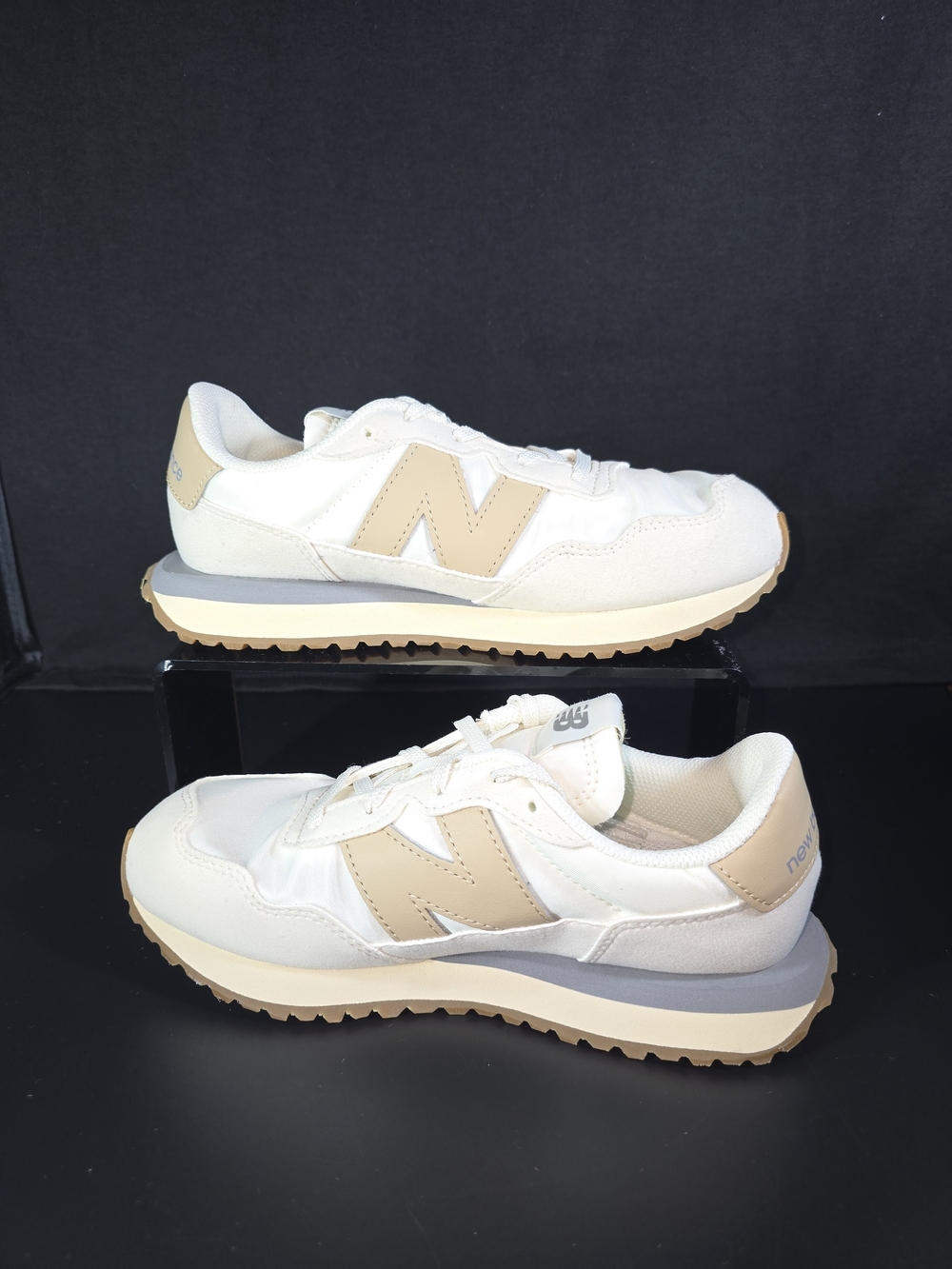 New Balance Kids’ 237 – Beige/Beige – Size 4 GS – New in Box - Picture 5 of 11